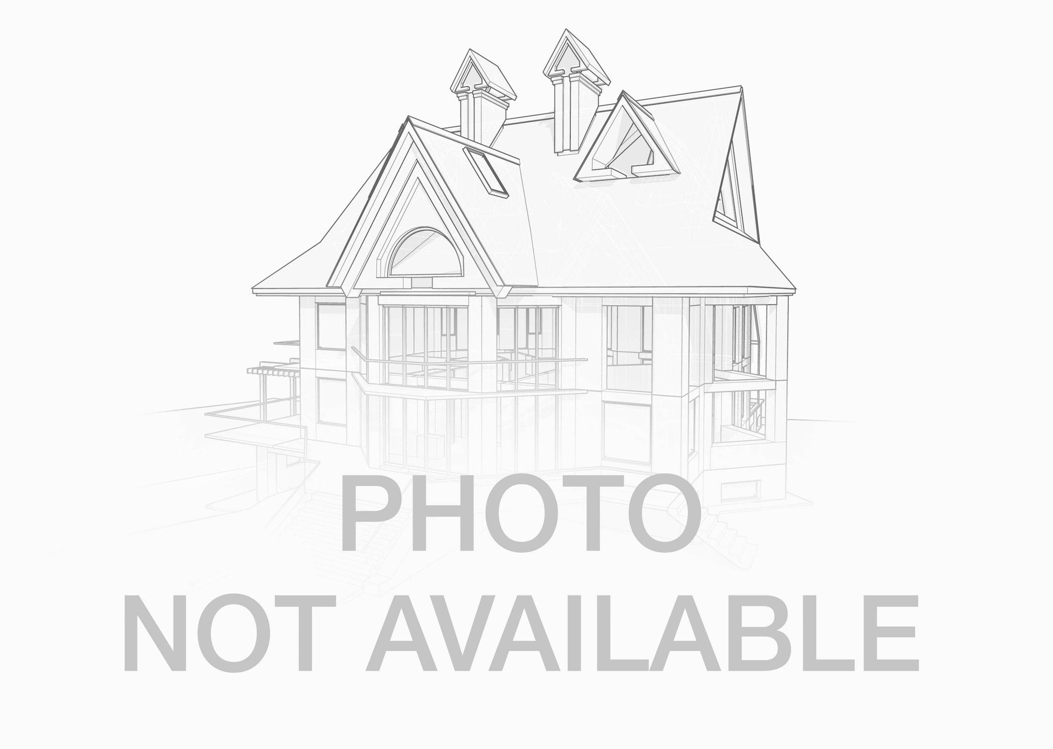 9242 Gross Point Road 